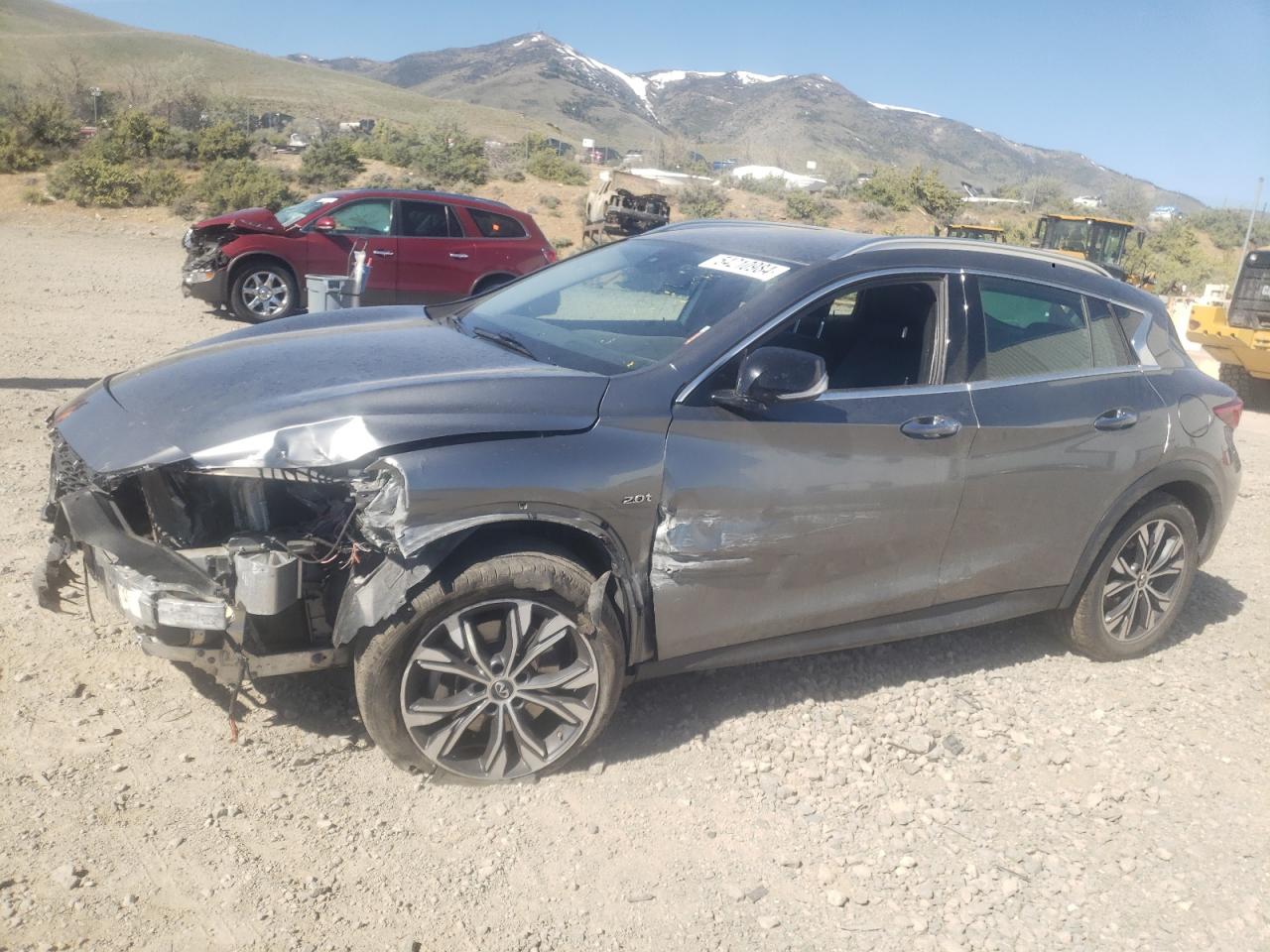 2018 INFINITI QX30 BASE