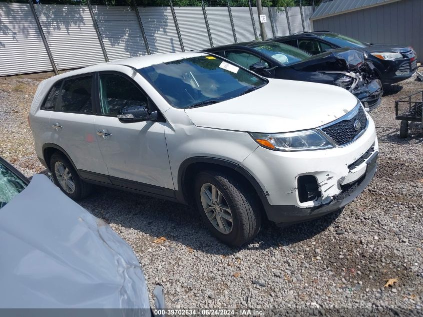 2014 KIA SORENTO LX