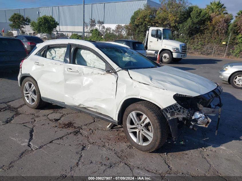 2015 MERCEDES-BENZ GLA 250