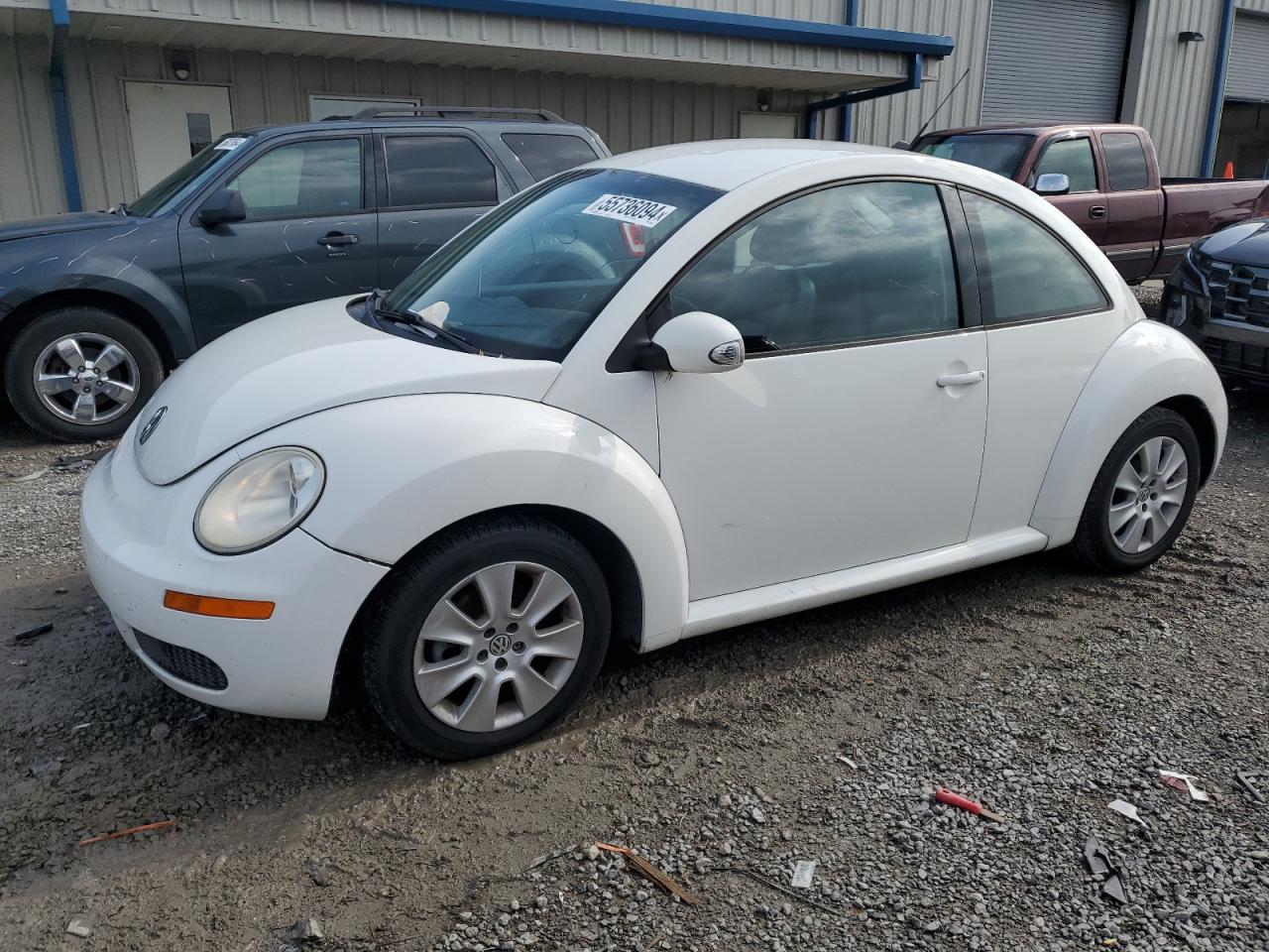 2010 VOLKSWAGEN NEW BEETLE