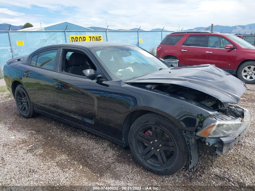 2013 DODGE CHARGER SE