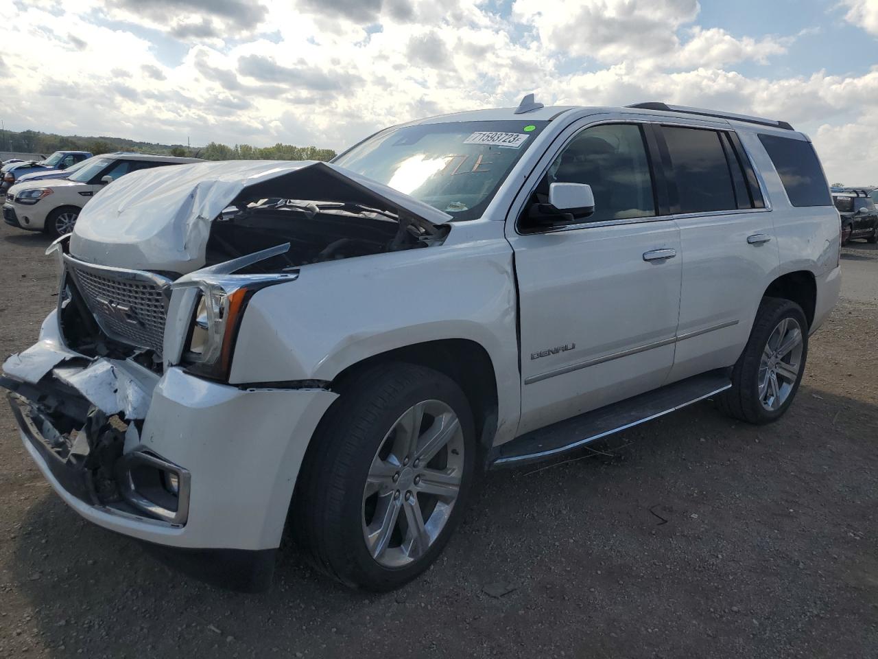 2017 GMC YUKON DENALI