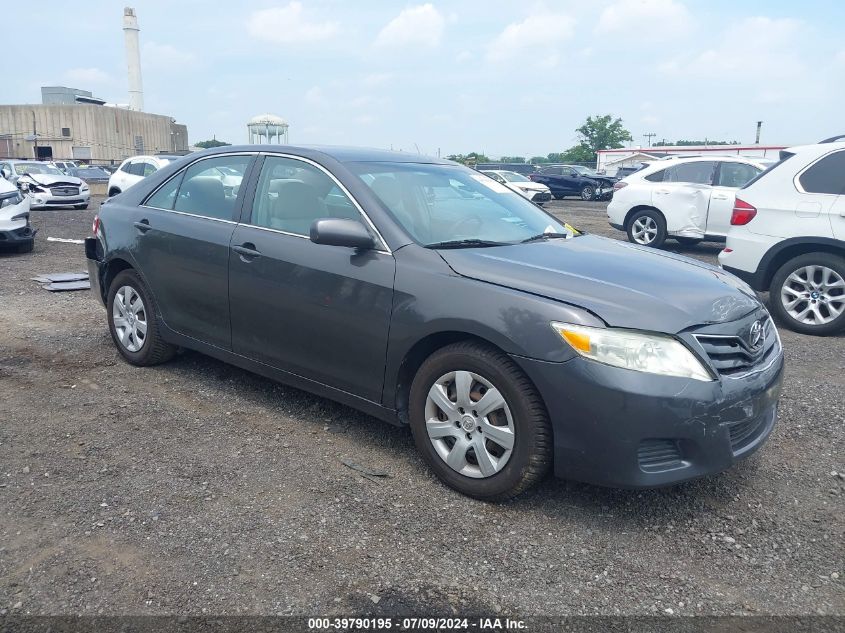 2011 TOYOTA CAMRY LE