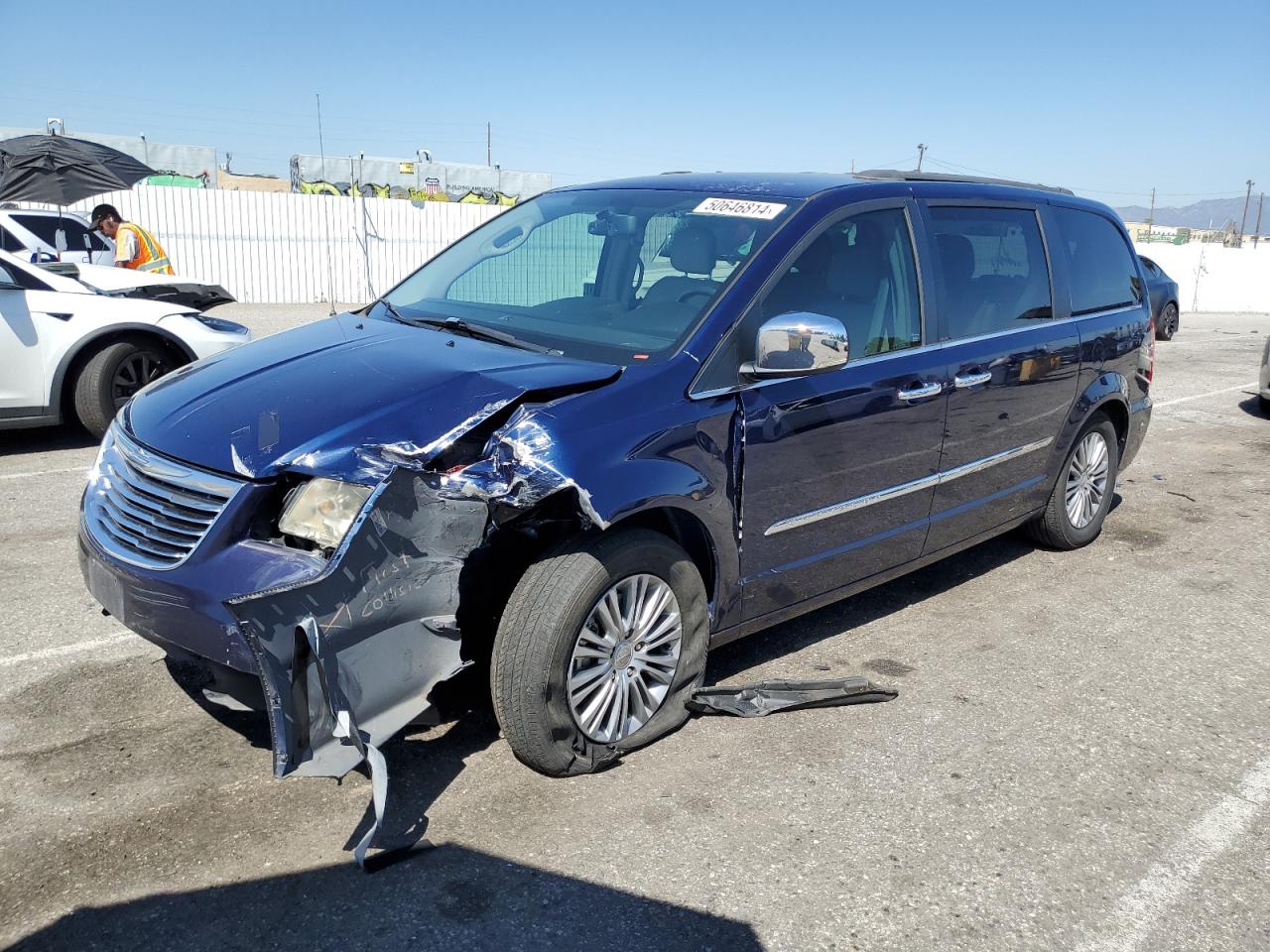 2013 CHRYSLER TOWN & COUNTRY TOURING L