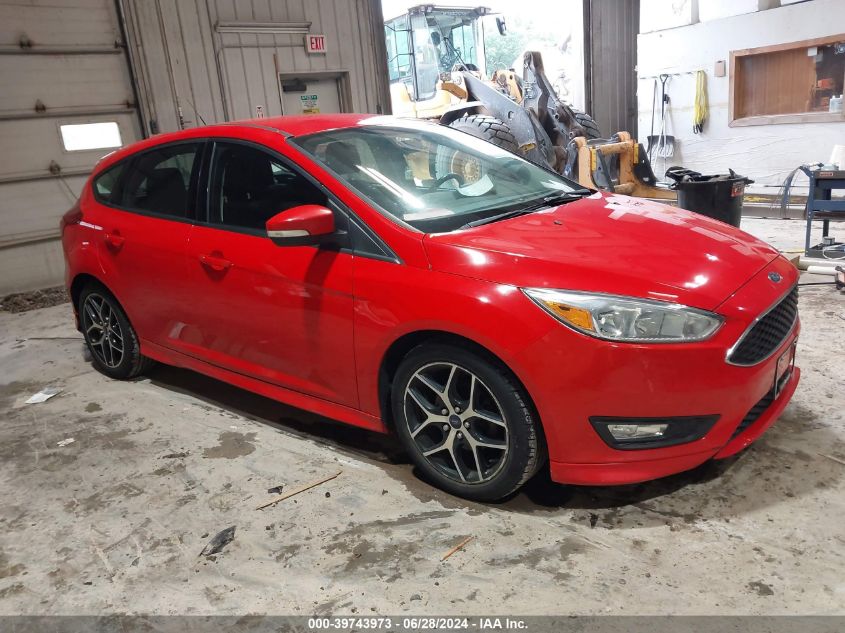 2015 FORD FOCUS SE