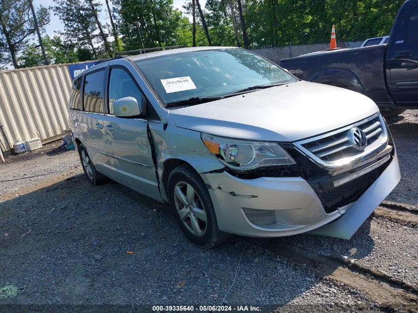 2011 VOLKSWAGEN ROUTAN SE