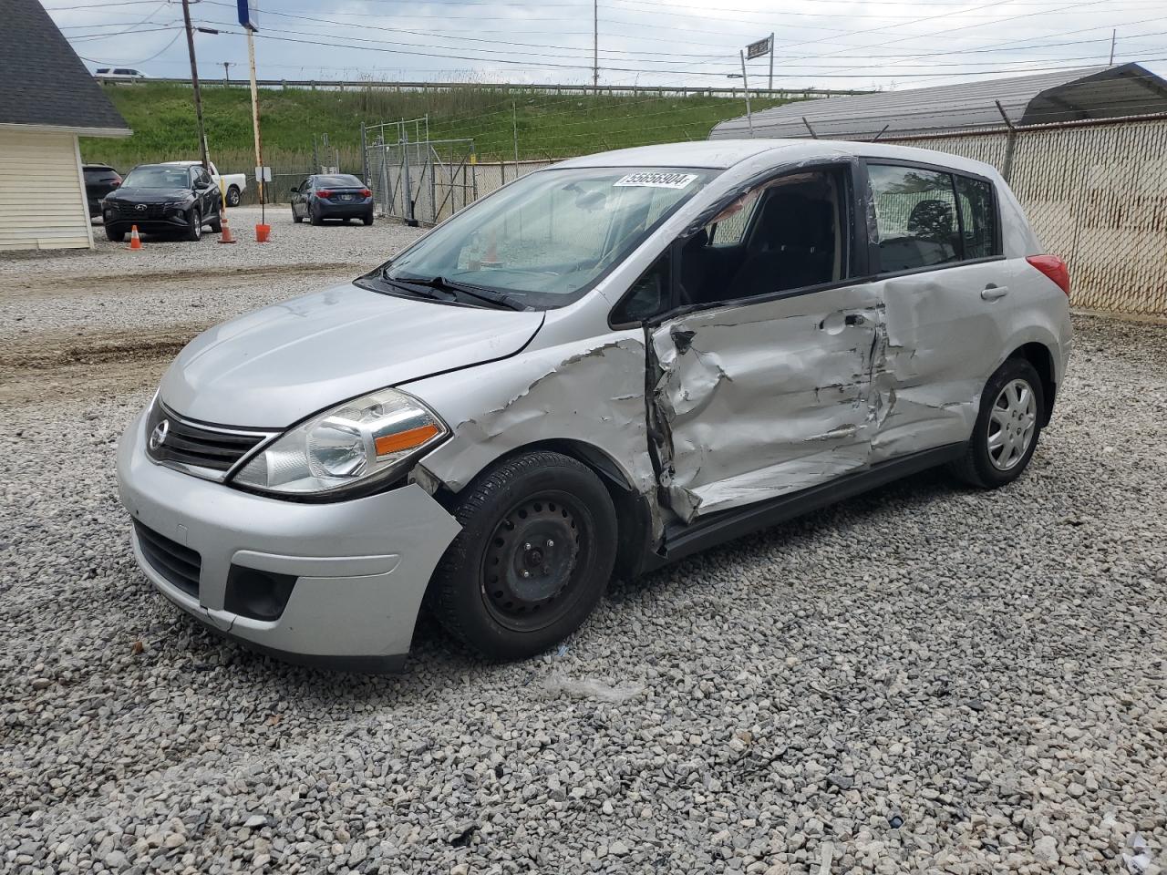 2011 NISSAN VERSA S