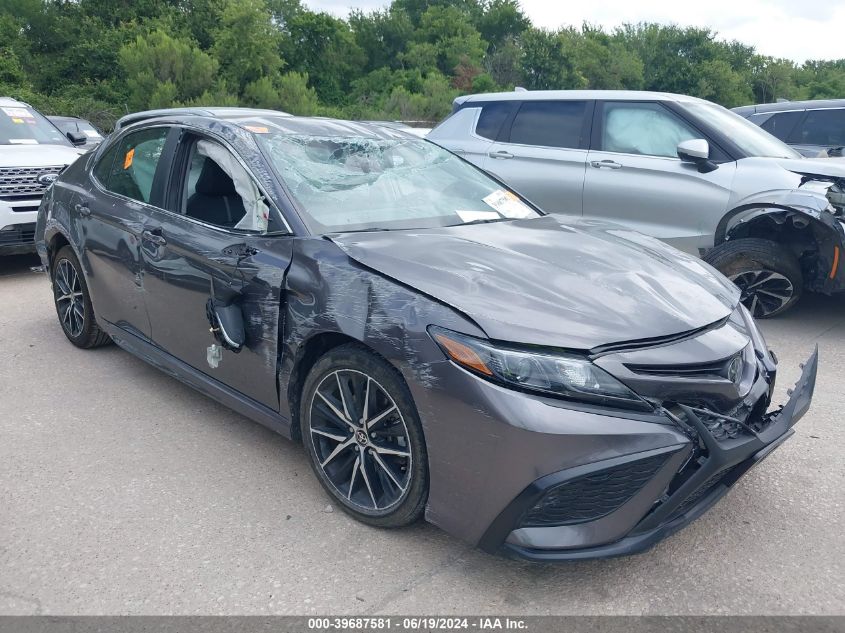 2023 TOYOTA CAMRY SE