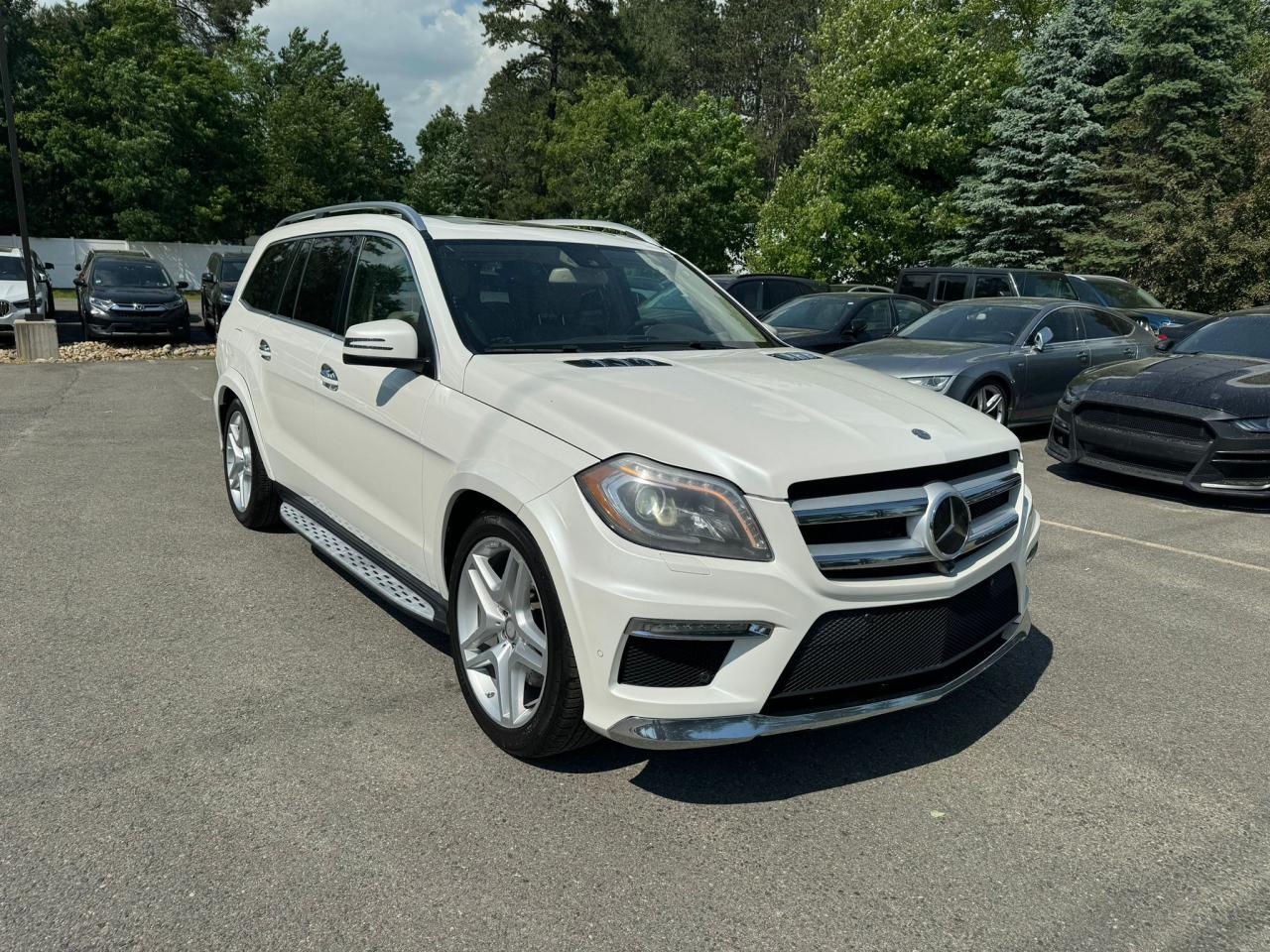 2014 MERCEDES-BENZ GL 550 4MATIC