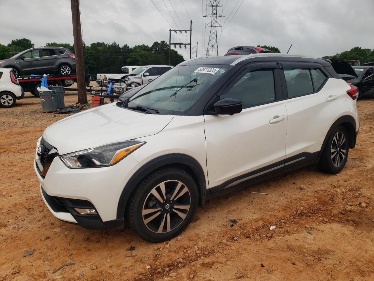 2019 NISSAN KICKS S