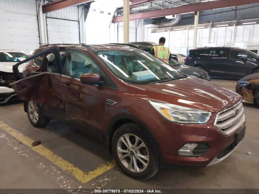 2018 FORD ESCAPE SE