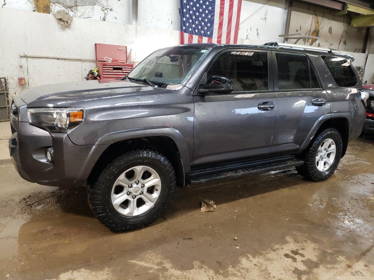 2019 TOYOTA 4RUNNER SR5