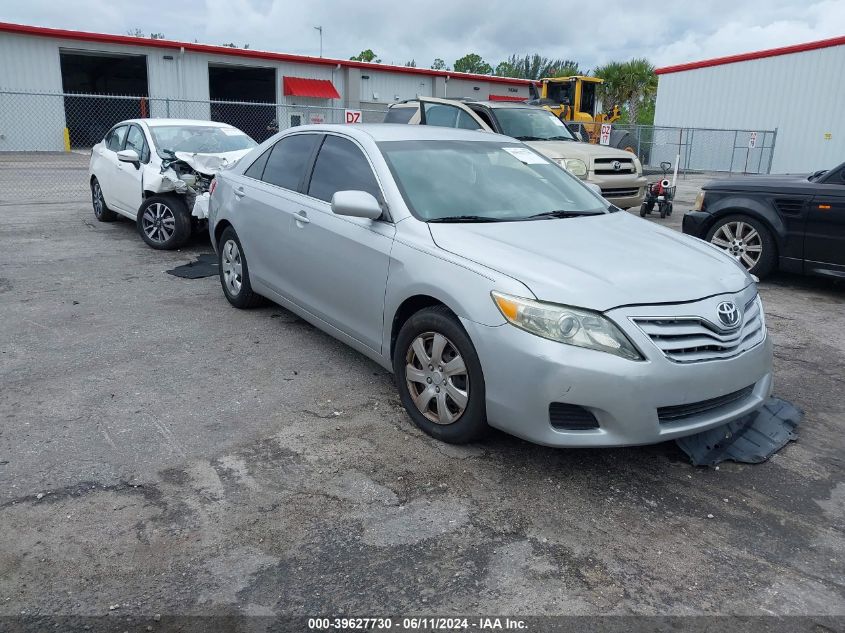 2011 TOYOTA CAMRY LE