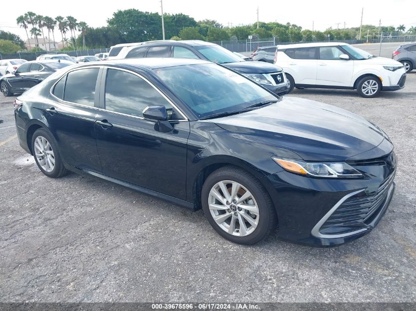 2024 TOYOTA CAMRY LE