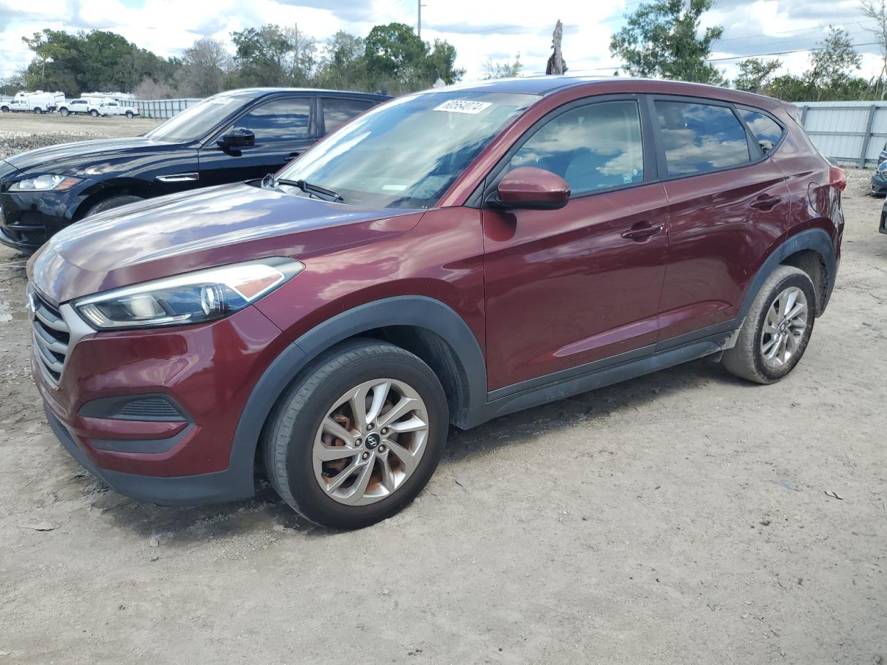 2017 HYUNDAI TUCSON SE