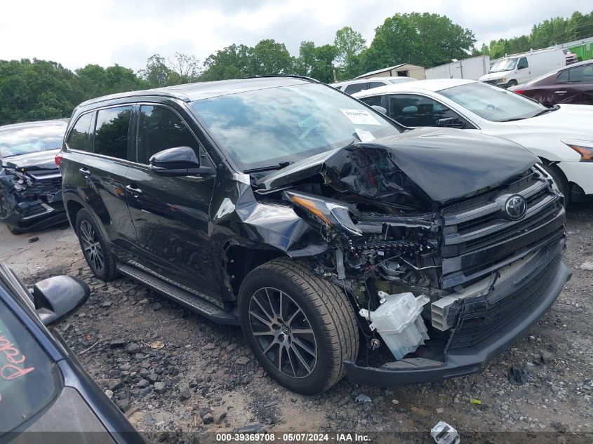 2018 TOYOTA HIGHLANDER SE