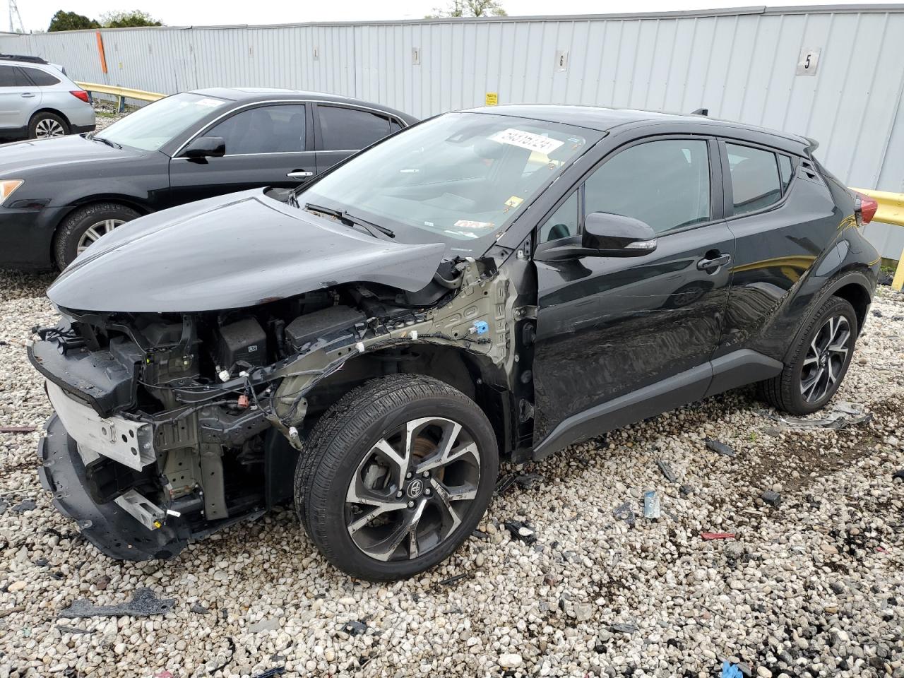 2018 TOYOTA C-HR XLE