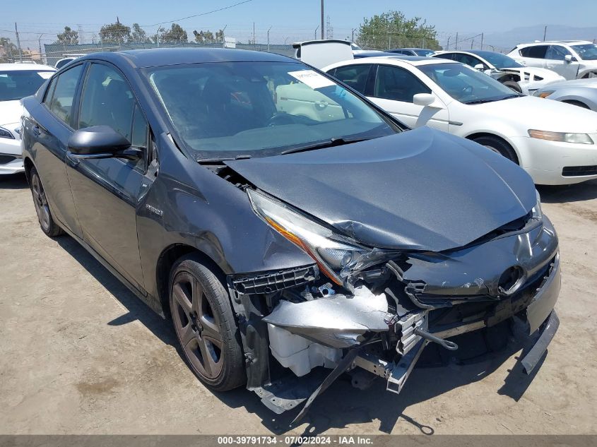 2016 TOYOTA PRIUS THREE TOURING