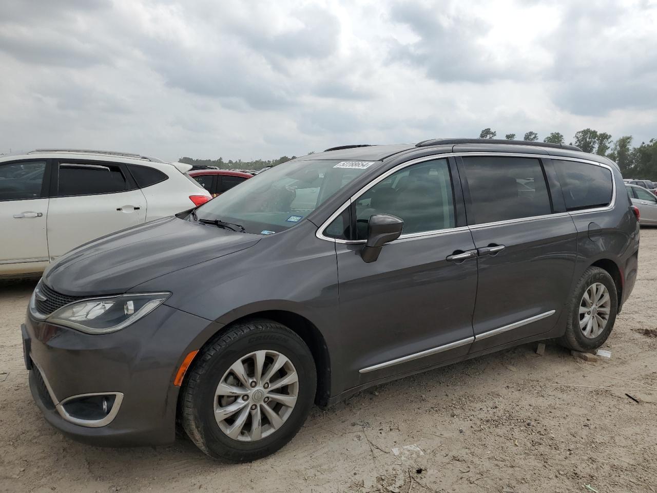 2017 CHRYSLER PACIFICA TOURING L