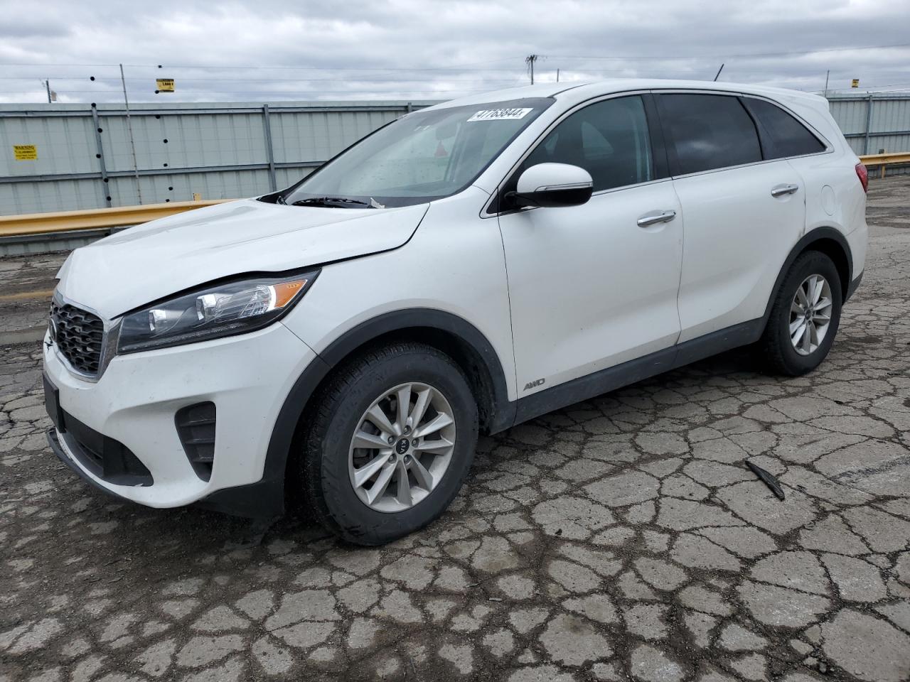 2019 KIA SORENTO LX