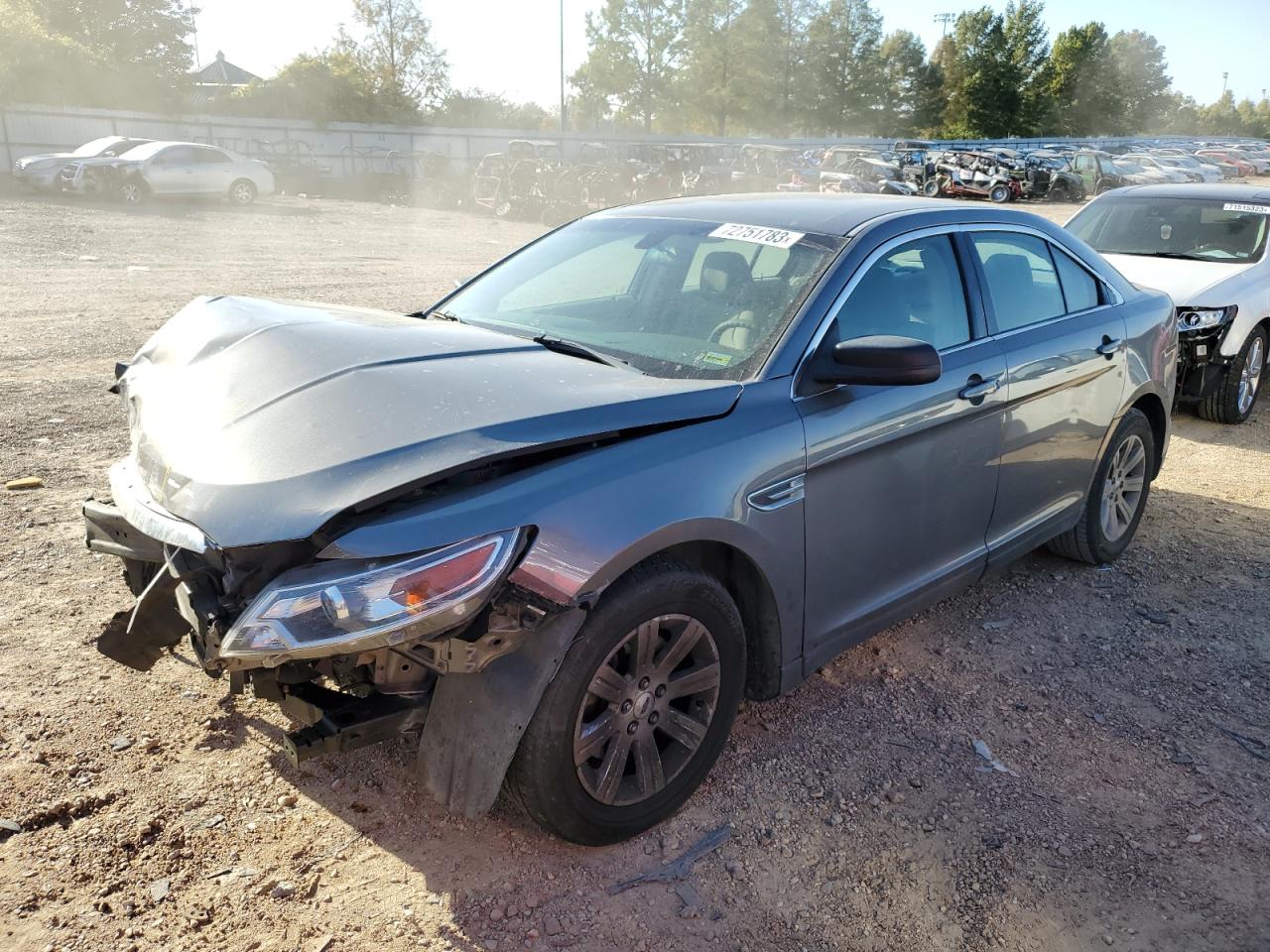 2012 FORD TAURUS SE