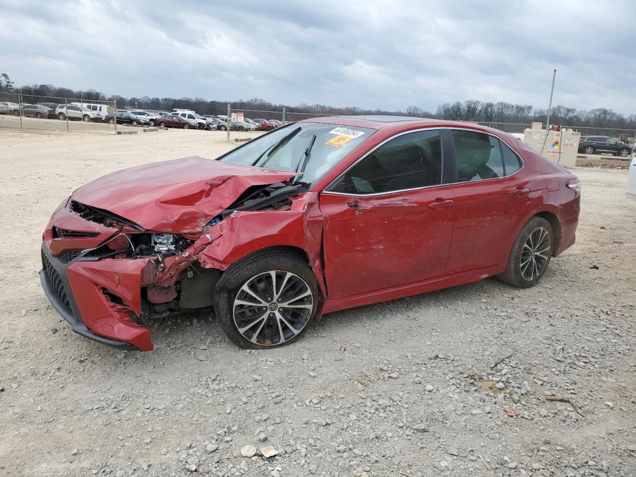 2020 TOYOTA CAMRY SE