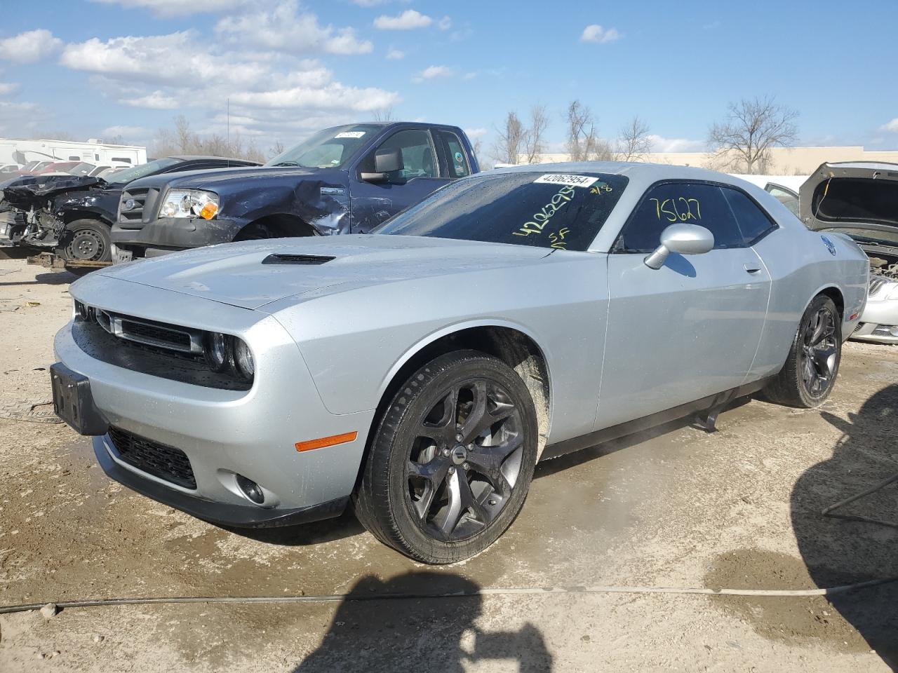 2019 DODGE CHALLENGER SXT