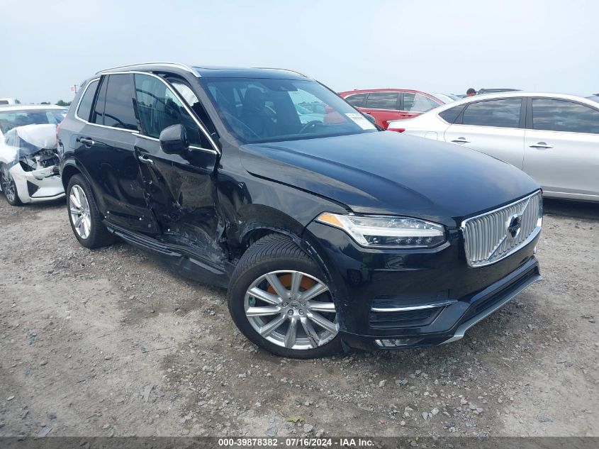 2017 VOLVO XC90 T6