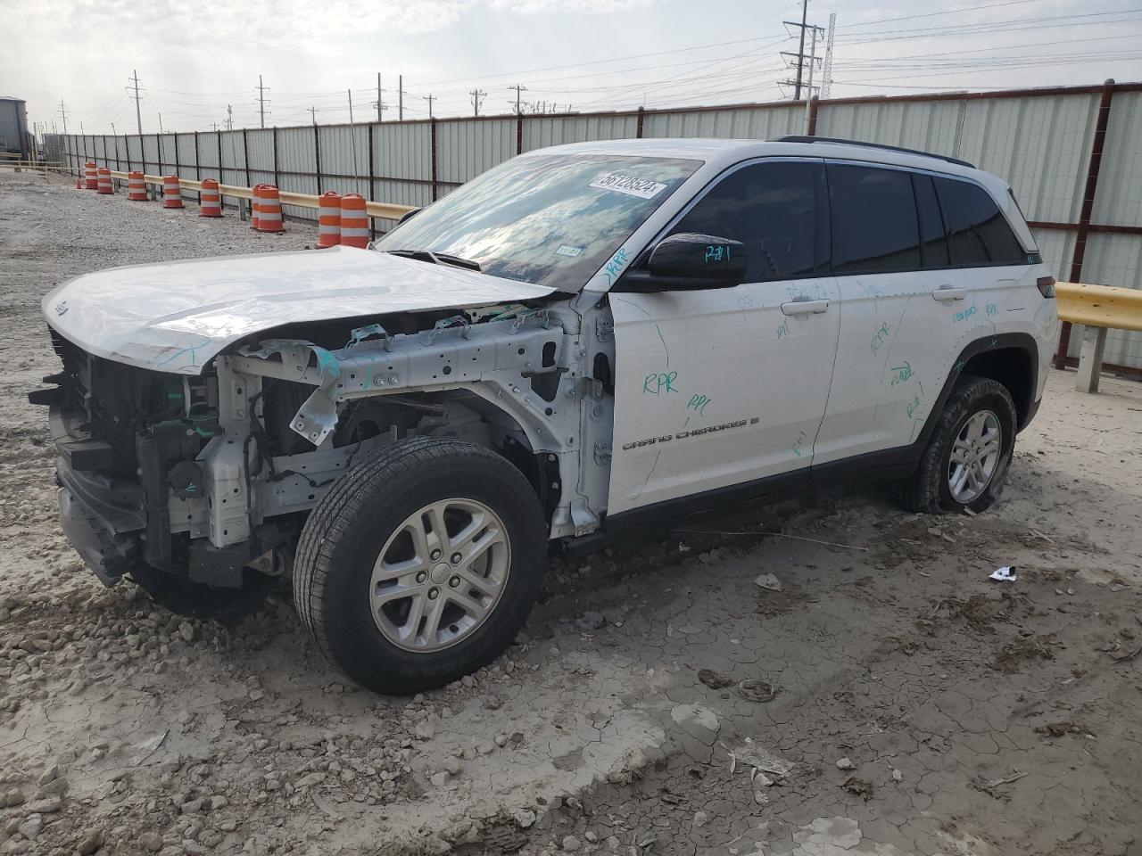 2023 JEEP GRAND CHEROKEE LAREDO