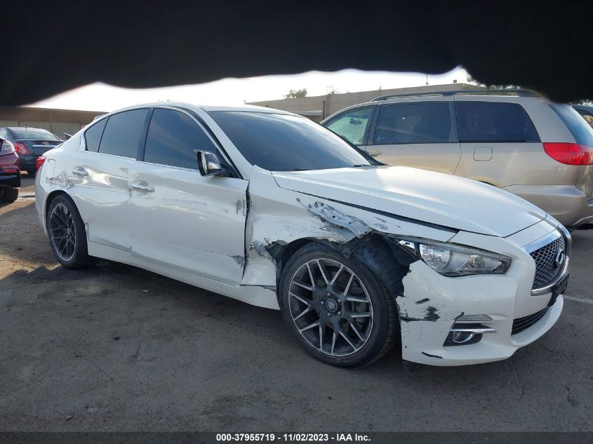 2015 INFINITI Q50