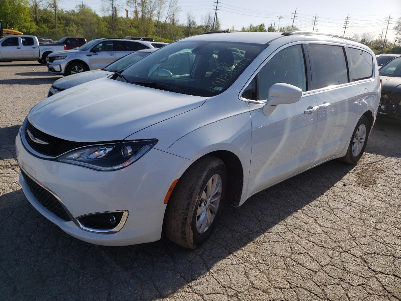 2019 CHRYSLER PACIFICA TOURING PLUS