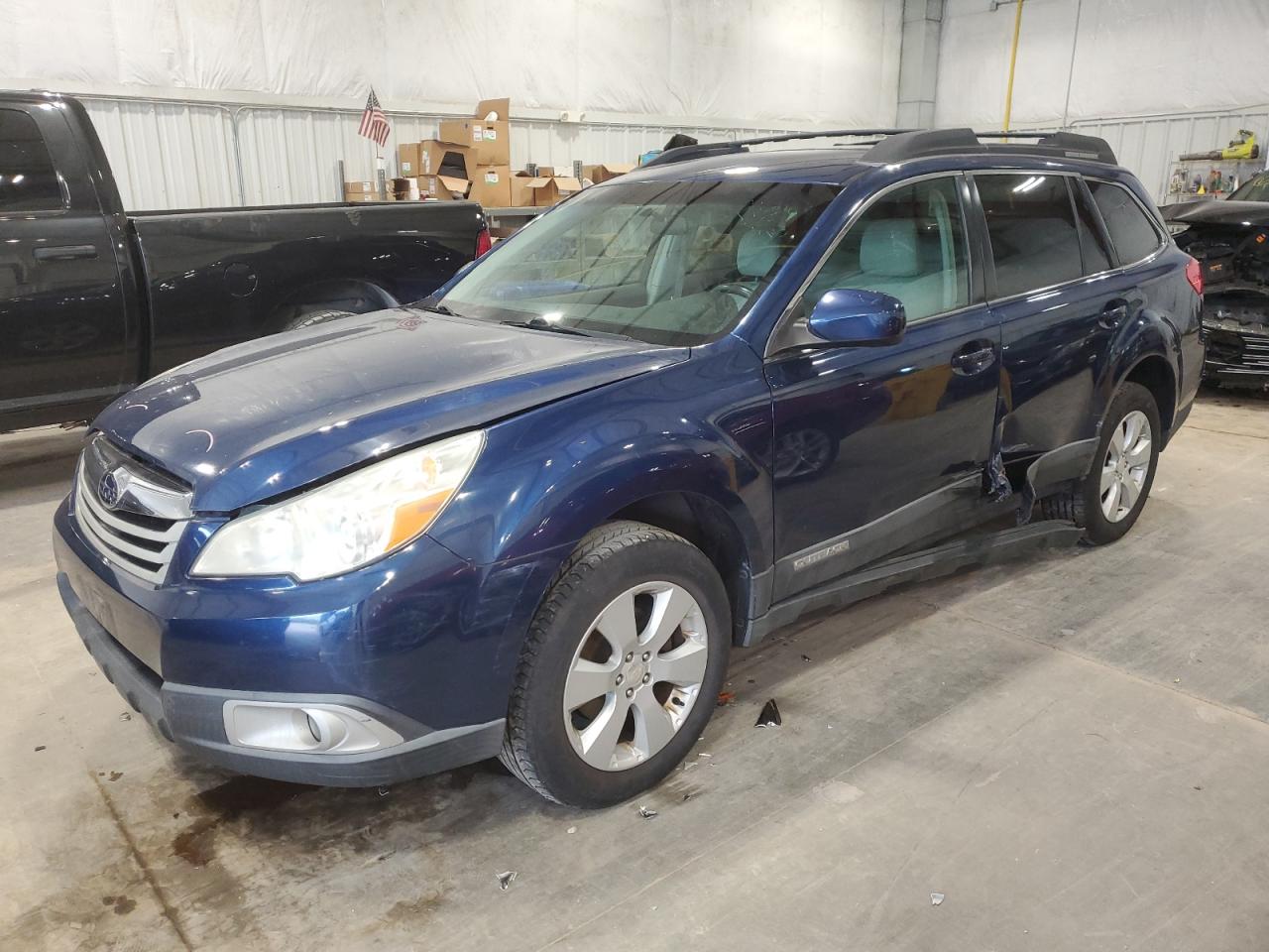 2010 SUBARU OUTBACK 2.5I PREMIUM