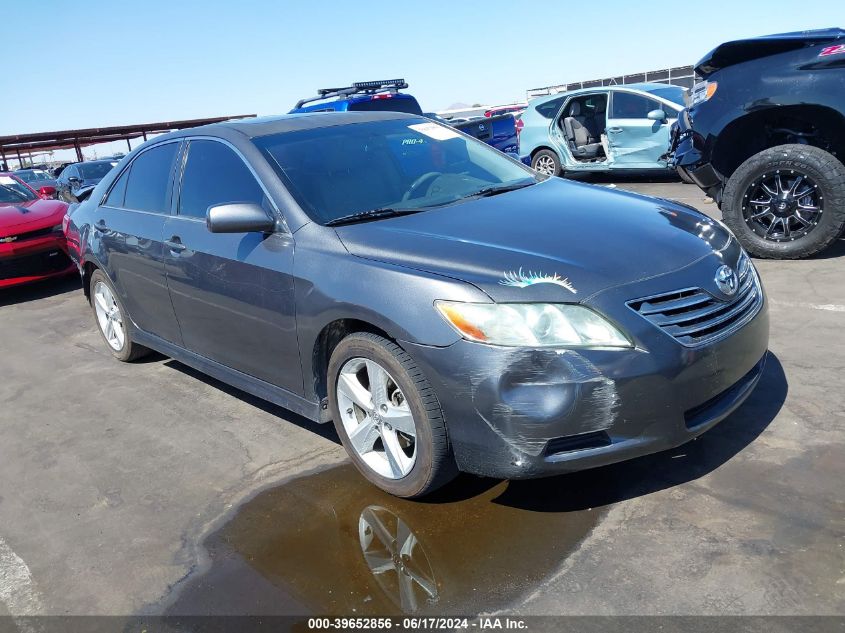 2011 TOYOTA CAMRY SE