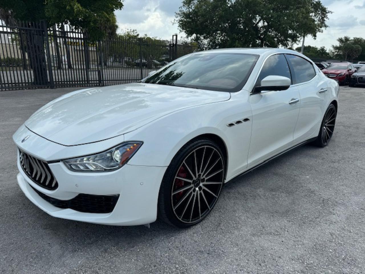 2019 MASERATI GHIBLI S