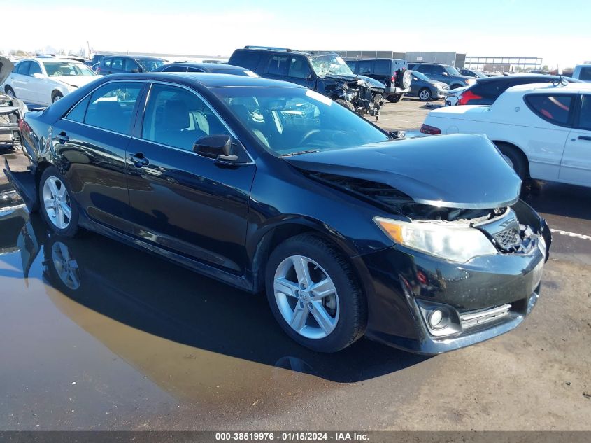 2014 TOYOTA CAMRY SE