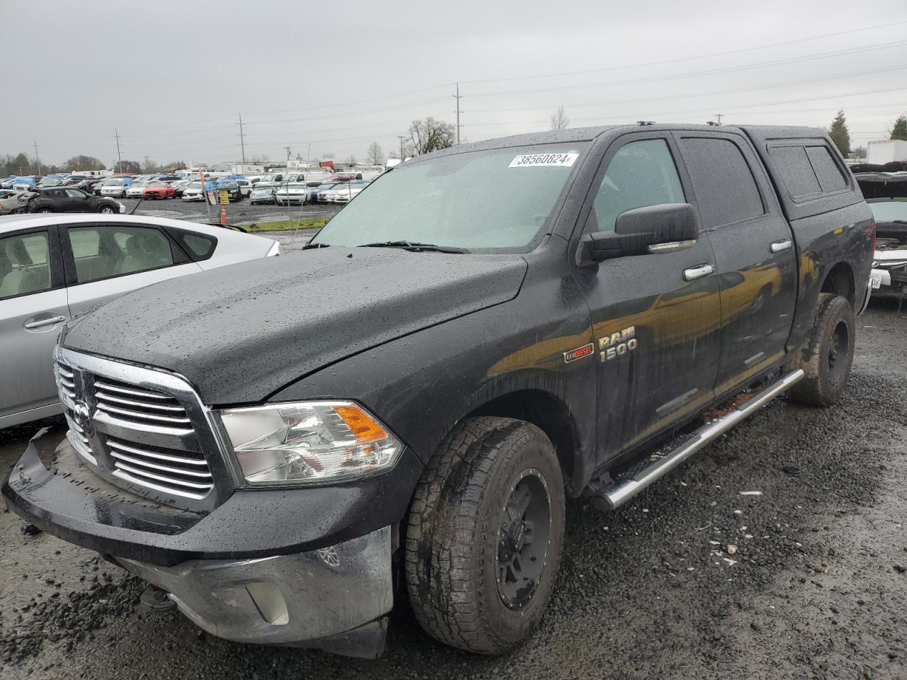 2016 RAM 1500 SLT