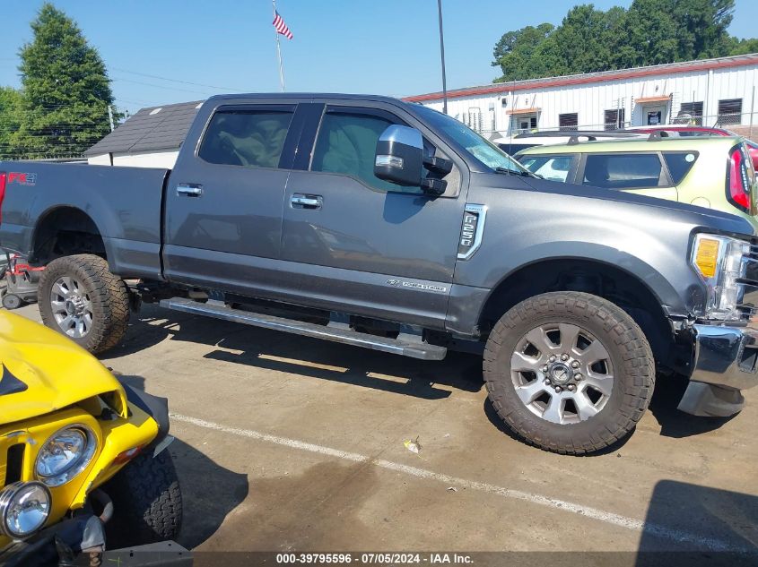 2017 FORD F-250 LARIAT