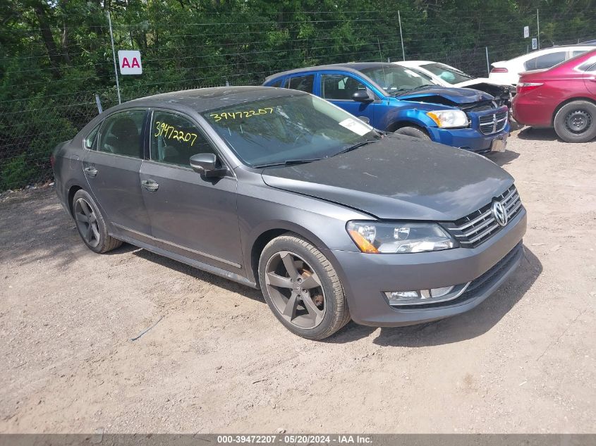 2013 VOLKSWAGEN PASSAT 2.0L TDI SE