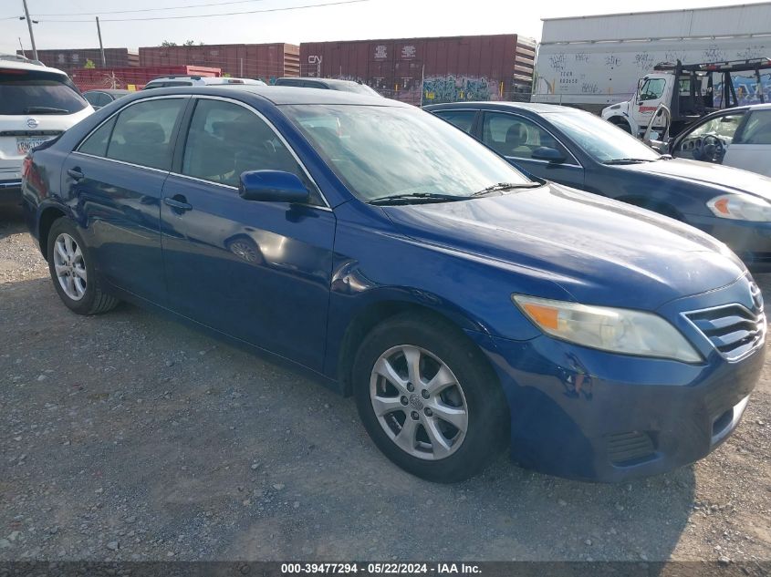 2011 TOYOTA CAMRY LE