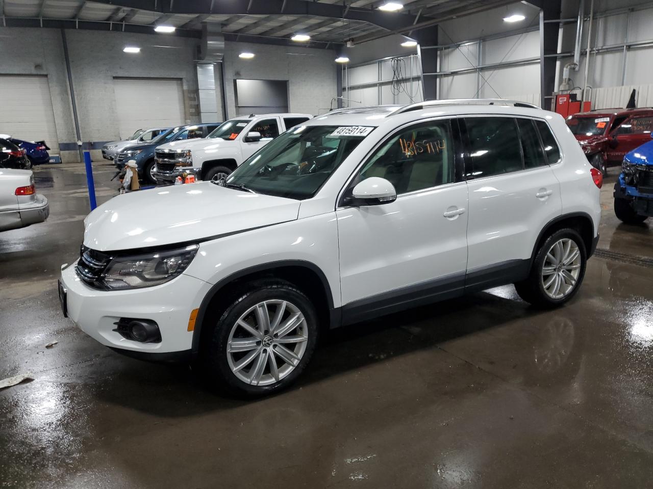 2016 VOLKSWAGEN TIGUAN S