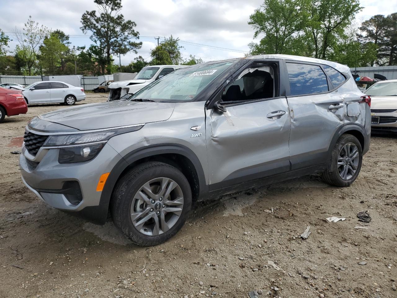 2023 KIA SELTOS LX