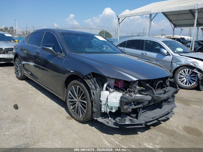 2022 LEXUS ES 300H