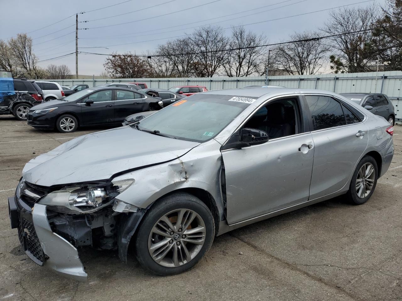 2016 TOYOTA CAMRY LE