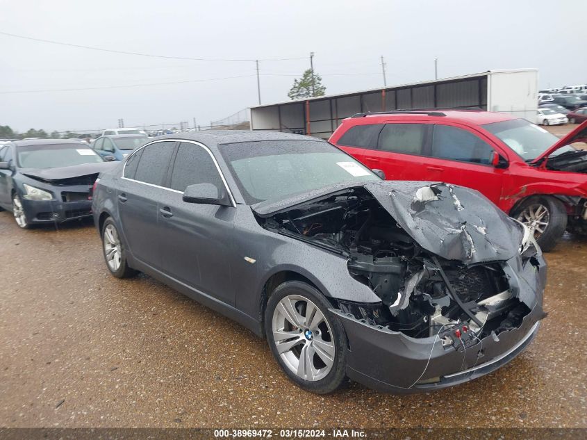 2010 BMW 528I