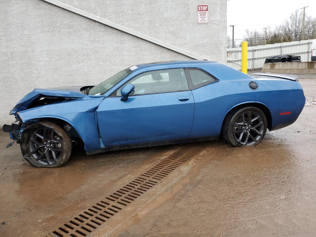 2022 DODGE CHALLENGER SXT