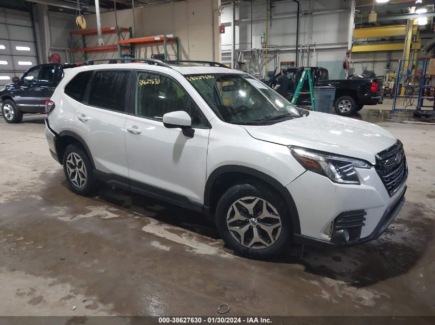 2023 SUBARU FORESTER PREMIUM