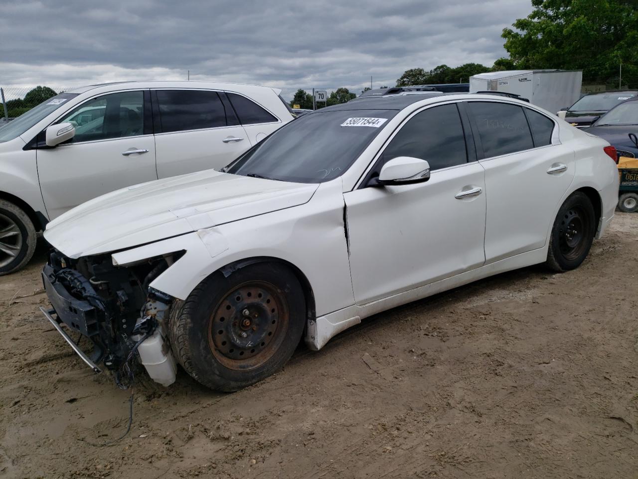 2015 INFINITI Q50 BASE