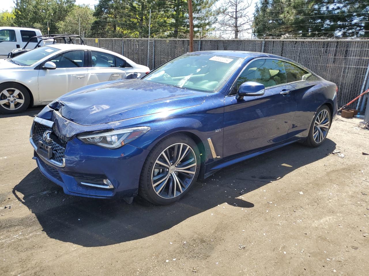 2017 INFINITI Q60 PREMIUM