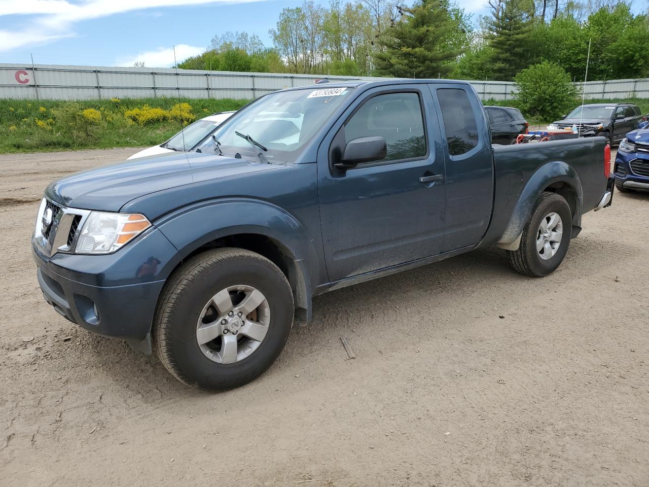 2013 NISSAN FRONTIER SV