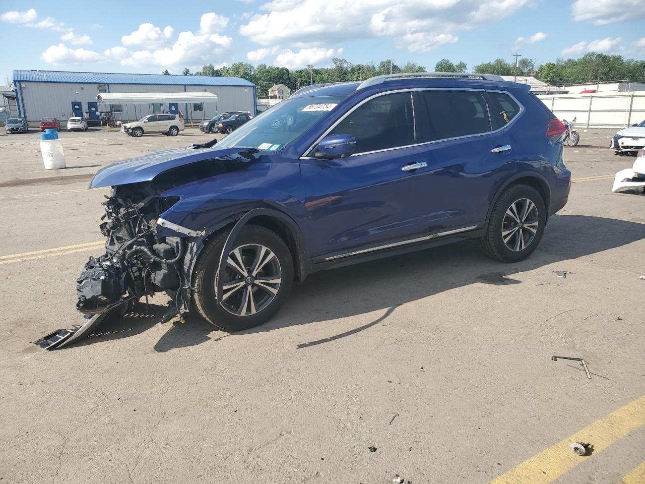 2017 NISSAN ROGUE SV